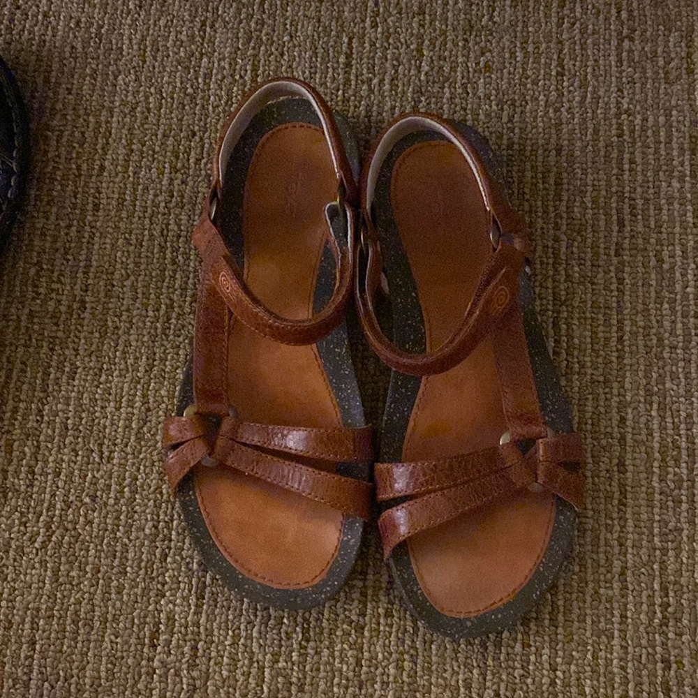 Teva Women's Tan Leather Sandals